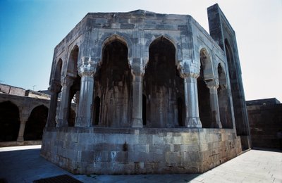 Divankhana-paviljongen, Shirvanshahs palass, festningsbyen Baku (UNESCOs verdensarvliste, 2000), Aserbajdsjan av Amadeo (after) Modigliani