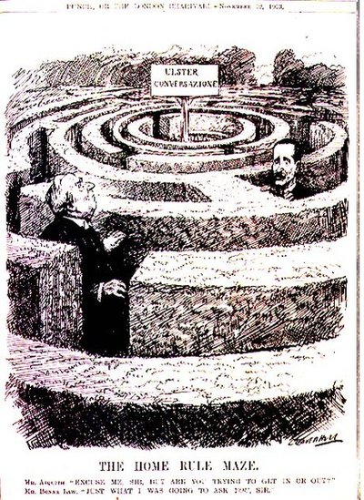 Hjemmestyrets labyrint. Mr Asquith: "Unnskyld meg, sir, men prøver du å komme deg inn eller ut?" Mr. Bonar Law: "Akkurat det jeg skulle spørre deg om, sir" fra "Punch" -magasinet, Vol CXLV s.401, pub. 12. november av Leonard Raven Hill