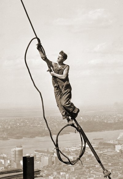 Bygningsarbeider, Empire State Building, New York City, ca. 1930 av Lewis Wickes Hine
