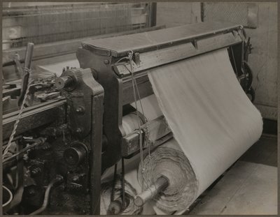 Quilling - Et nærbilde av quot;fjærenequot; av Lewis Wickes Hine