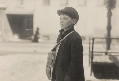 Tony Casale, Bologna, 11 år gammel har solgt aviser i 4 år, Hartford..., mars 1909. av Lewis Wickes Hine