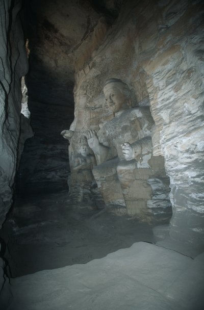Kina, Shanxi-provinsen, sandsteinsstatue av Buddha i Yungang-grottene av Unbekannt Unbekannt