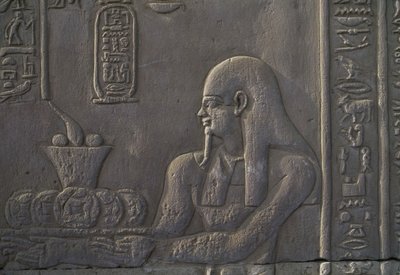 Relieff som viser en giver, Temple of Kom Ombo, Egypt, egyptisk sivilisasjon, ptolemaisk dynasti, 2.-1. århundre f.Kr. av Unbekannt Unbekannt