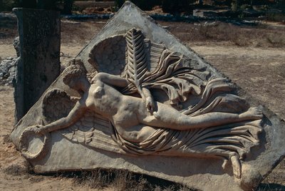 Relieff av Septimus Severus-buen i Severan-forumet som viser den bevingede seiersgudinnen, Libya, Historical Tripolitania, Leptis Magna (UNESCOs verdensarvliste). av Unbekannt Unbekannt