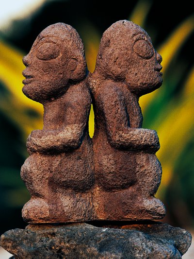 Tiki Gods, Marquesas Islands, Fransk Polynesia (den franske republikkens oversjøiske territorium) av Unbekannt Unbekannt