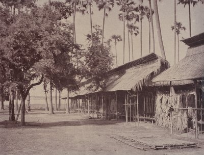 Amerapoora: Barracks of the Burmese Guard av Linnaeus Tripe