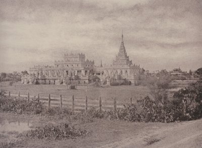 Amerapoora: Ouk Kyoung av Linnaeus Tripe