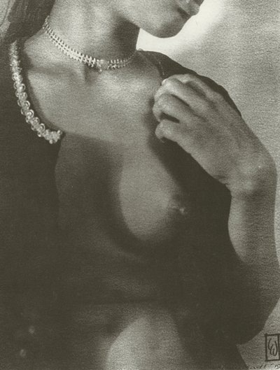 Mezzo forte (s/hvitt bilde) av Lionel Wendt
