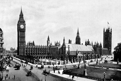 Houses of Parliament og Westminster Hall sett fra Parliament Square, London, c1905. av London Stereoscopic and Photographic Co