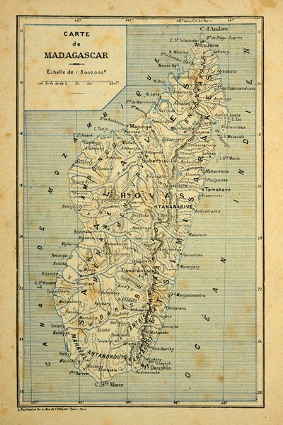 The War in Madagascar-Anecdotal History of the French Expeditions of 1885-1895 av Henri Galli dit Galllichet (1854-1922), illustrert av Louis Bombled (1862-1927): Kart over Madagaskar, privat samling av Louis Charles Bombled