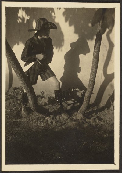  av Louis Fleckenstein