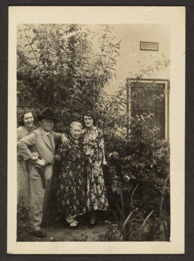  av Louis Fleckenstein