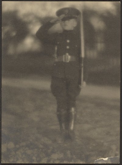  av Louis Fleckenstein