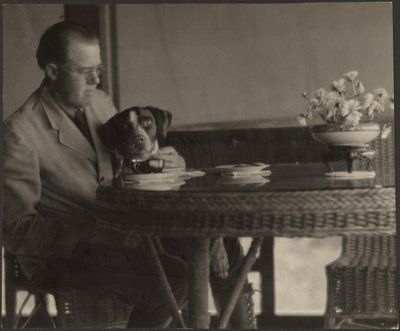  av Louis Fleckenstein
