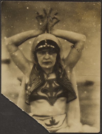 Nautisk jente av Louis Fleckenstein