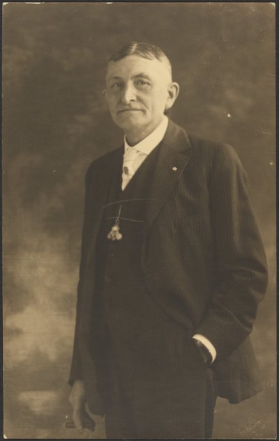  av Louis Fleckenstein