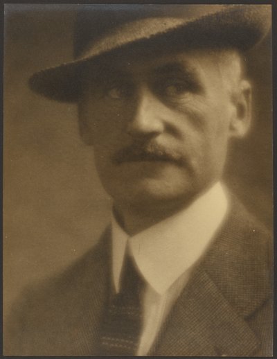  av Louis Fleckenstein