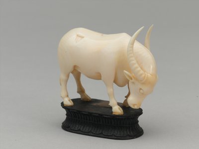 Svart biskop, sjakkbrikke, India, 1820 ca av Louis Thomas Bardel