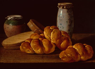Bodegon med brød, to søte bokser, en honninggryte og en keramikkkrukke av Luis Menendez or Melendez