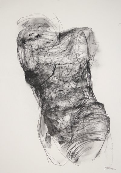 Torso 2, 2022 (kull på papir) av Madgalena Morey