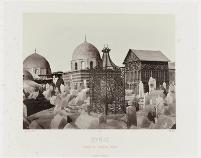 Se på en begraafplass i Damaskus (Syria/Groups of Tombs - Damaskus) Antikkens arkitektur: Egypt, Hellas, Lilleasia: Fotoalbum (serietittel) av Maison Bonfils