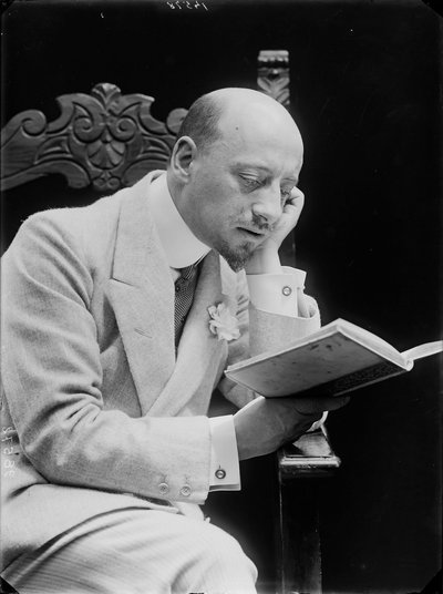 Gabriele D'Annunzio, av Nunes Vais, Mario (1856-1932). Sølv gelatin fotografering av Mario Nunes Vais