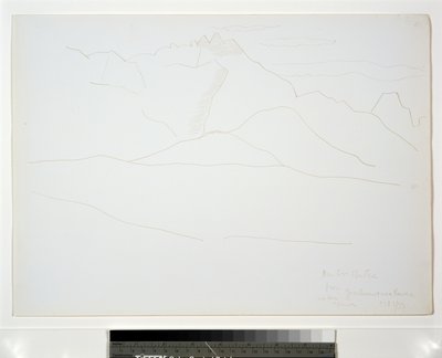 Fjelllandskap med skyer av Marsden Hartley