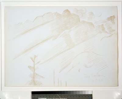 Fjelllandskap med skyer og trær av Marsden Hartley