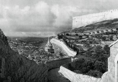 Jødiske gravsteder nær Jerusalems mur, 1937 av Martin Hurlimann