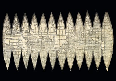 Verdenskart i form av et sett med jordklodegorer, 1507 av Martin Waldseemuller