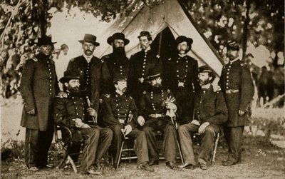 General Jefferson C. Davis og stab av Mathew and studio Brady