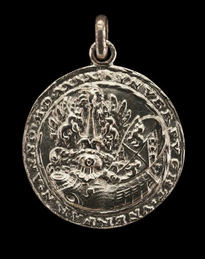 Skjold, Cuirass, Casque og Crest [revers], 1541. av Matthes Gebel