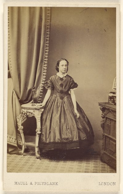  av Maull and Polyblank