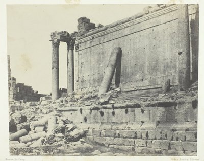 Baalbeck Heliopolis, Temple Of Jupiter, Eastern Facade, Syria, 184951, trykt 1852. av Maxime Du Camp