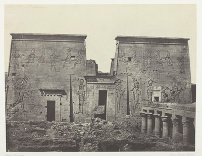 Drômos og Philônes, Isis#39; store tempel i Pilônes; Nubia, plate 72 fra albumet «Egypt, Nubia, Palestina og Syria» (1852) av Maxime Du Camp