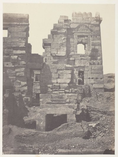 Medinet-Habou, nordlige fasade av Gynécée de Ramsès-Méiamoun; Theben av Maxime Du Camp