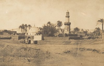 Moskeen i El-Arif og graven til Mourad-Bey, ved Souhadj, 1849-50. av Maxime Du Camp