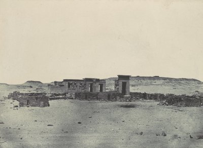 Nubia. Tempelet og landsbyen Debod. Parembola av Antonine-reiseplanen, 1850. av Maxime Du Camp