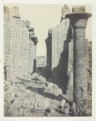 Karnak-palasset, Bubastittenes domstol og hovedinngangen til Hypostyle Hall; Theben av Maxime Du Camp