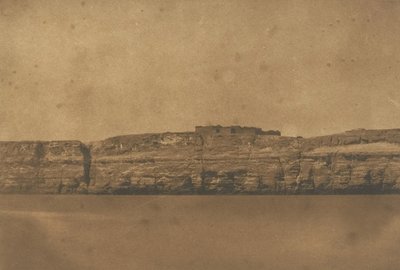 Utsikt over Djebel-el-teir og klosteret med remskiven, 1850. av Maxime Du Camp
