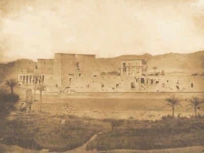 Generell utsikt over øya Philae, hentet fra øya West Begueh, 1849-50. av Maxime Du Camp