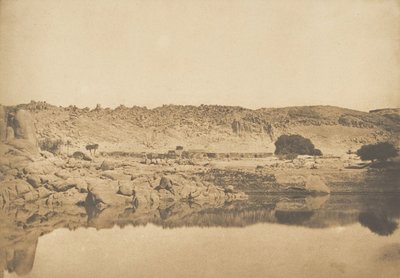 Utsikten tatt nord for Philae - landsbyen Kounoço, 1849-50. av Maxime Du Camp