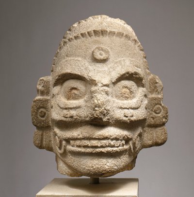 Hodet til en regngud, ca. 1000 (fossilholdig kalkstein) av Mayan