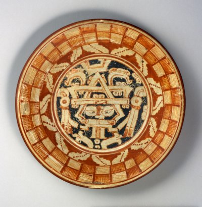 Tallerken, ca. 600-800 (keramikk med rød, oransje og svart på hvit slip-maling) av Mayan