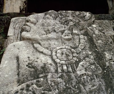 Stele i hus A, uteplass 2 i palasset av Mayan