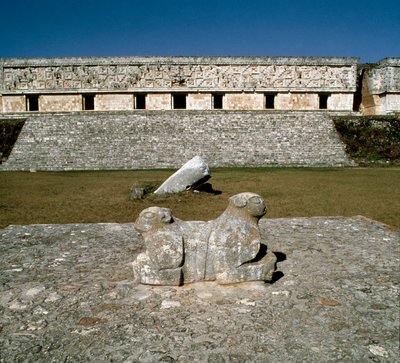 Utsikt over guvernørens palass, alter for de to jaguarene, 9.-10. århundre av Mayan