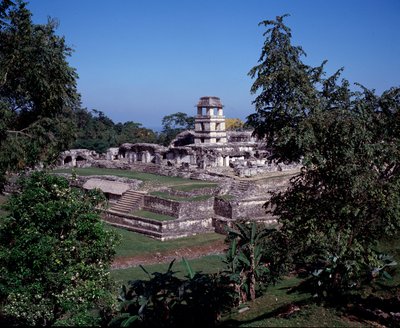 Før colombiansk sivilisasjon: utsikt over stedet Palenque i Chiapas klassisk maya-periode av Mayan Mayan
