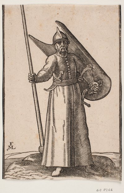 Stående soldat med hjelm på hodet; i r. hånd en lanse, hvis topp er utenfor øvre rammelinje; på v. arm et buet skjold, sett innenfra; i beltet under r. armen en buet dolk, ved v. siden et sverd av Melchior Lorck