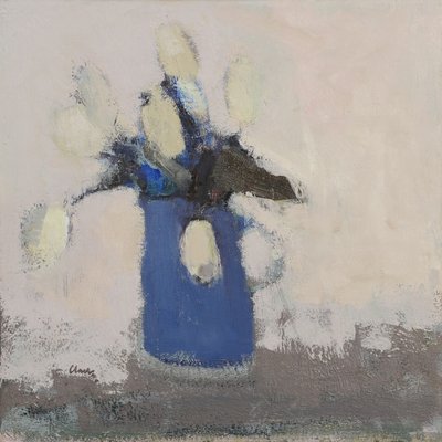 Hvite tulipaner blå kanne, 2017 (olje på lin) av Michael (BACS) Clark