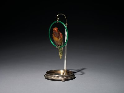 Parrot on a Perch (Parrot), firma av Peter Carl Fabergé (1846-1920) av Michael Evlampievich Perkhin